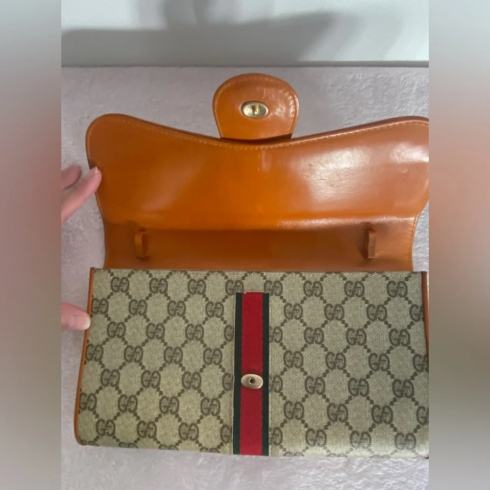 SOLD!! VINTAGE GUCCI CHERRY LINE SHOULDER BAG - Picture 4 of 15